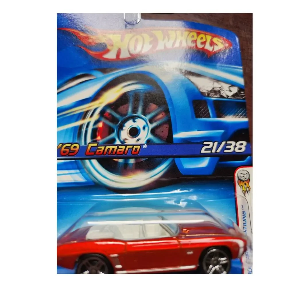 Hot Wheels '69 Camaro Red 2006 First Editions #21/38 Die-Cast Car 1:64 Scale